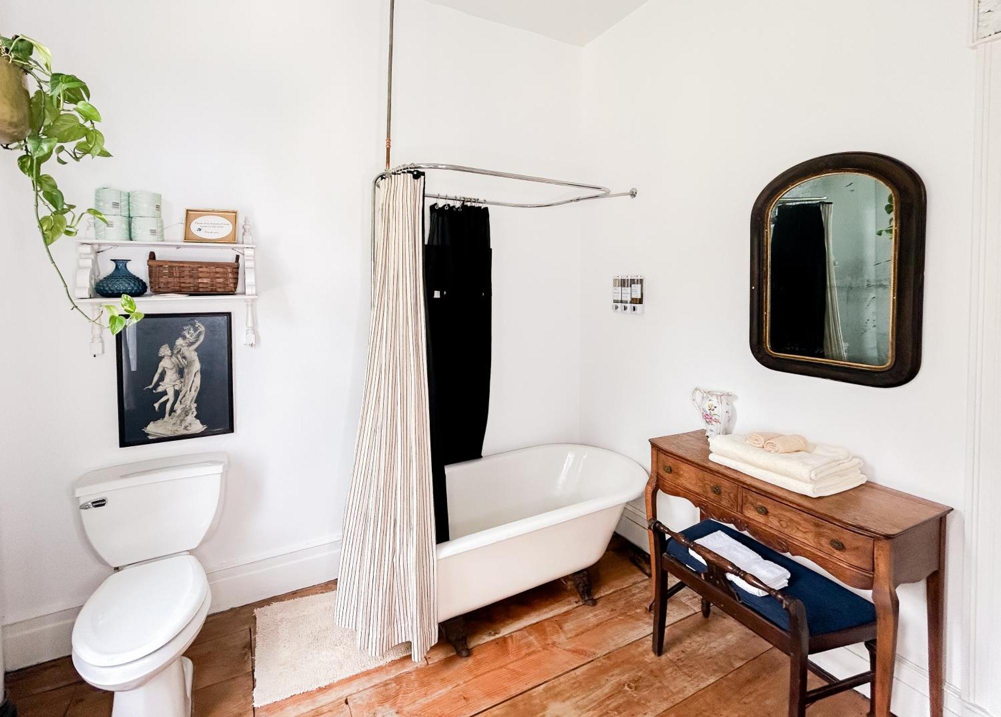 The Borland House Inn Montgomery Bagian luar foto