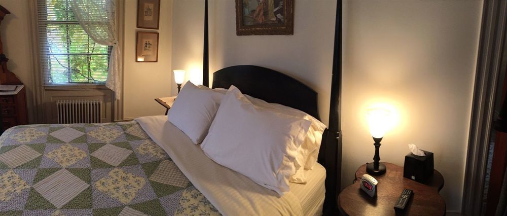 The Borland House Inn Montgomery Bagian luar foto