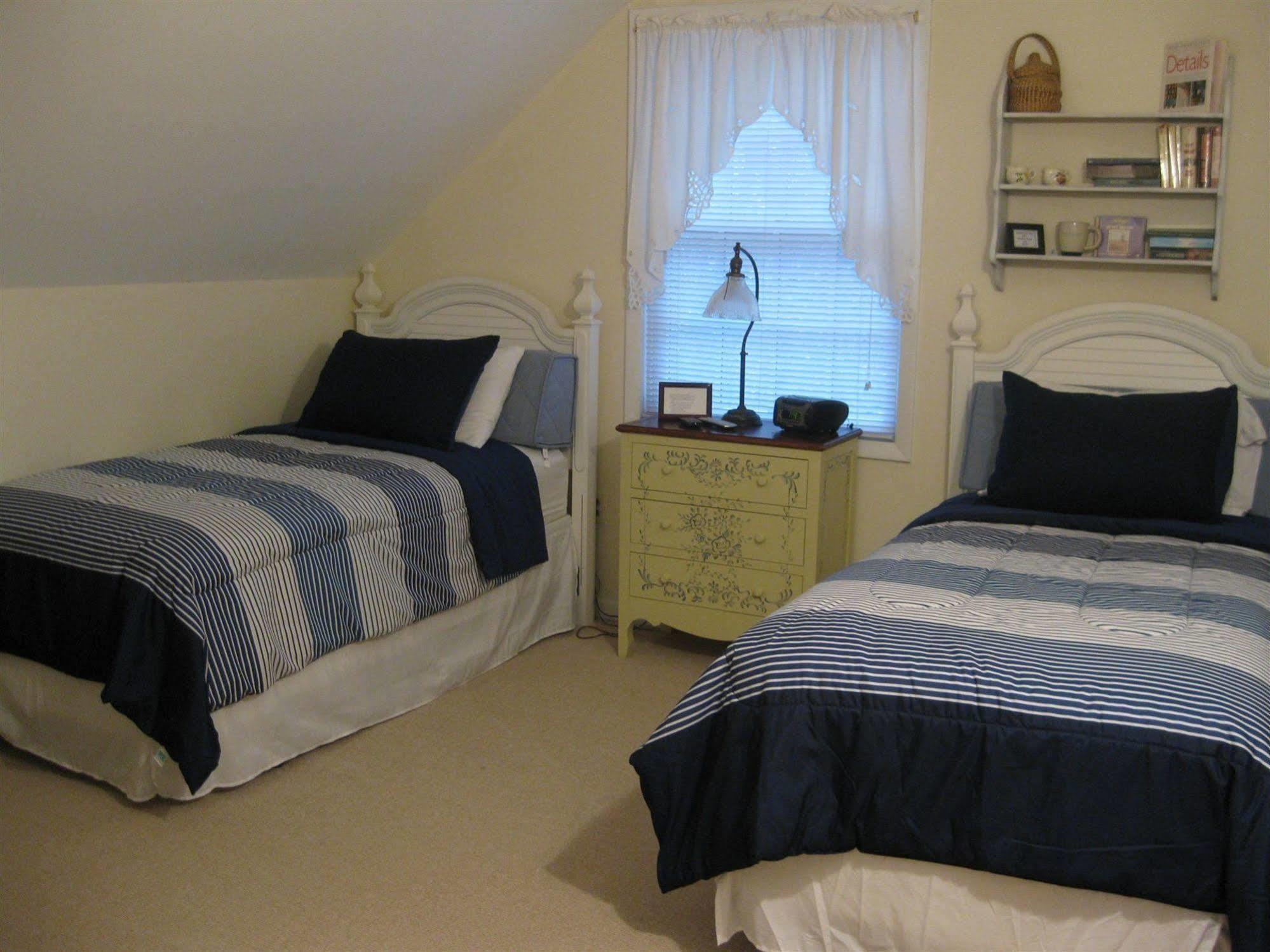 The Borland House Inn Montgomery Bagian luar foto
